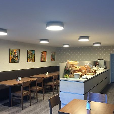 Hotel Astra 拉施塔特 外观 照片