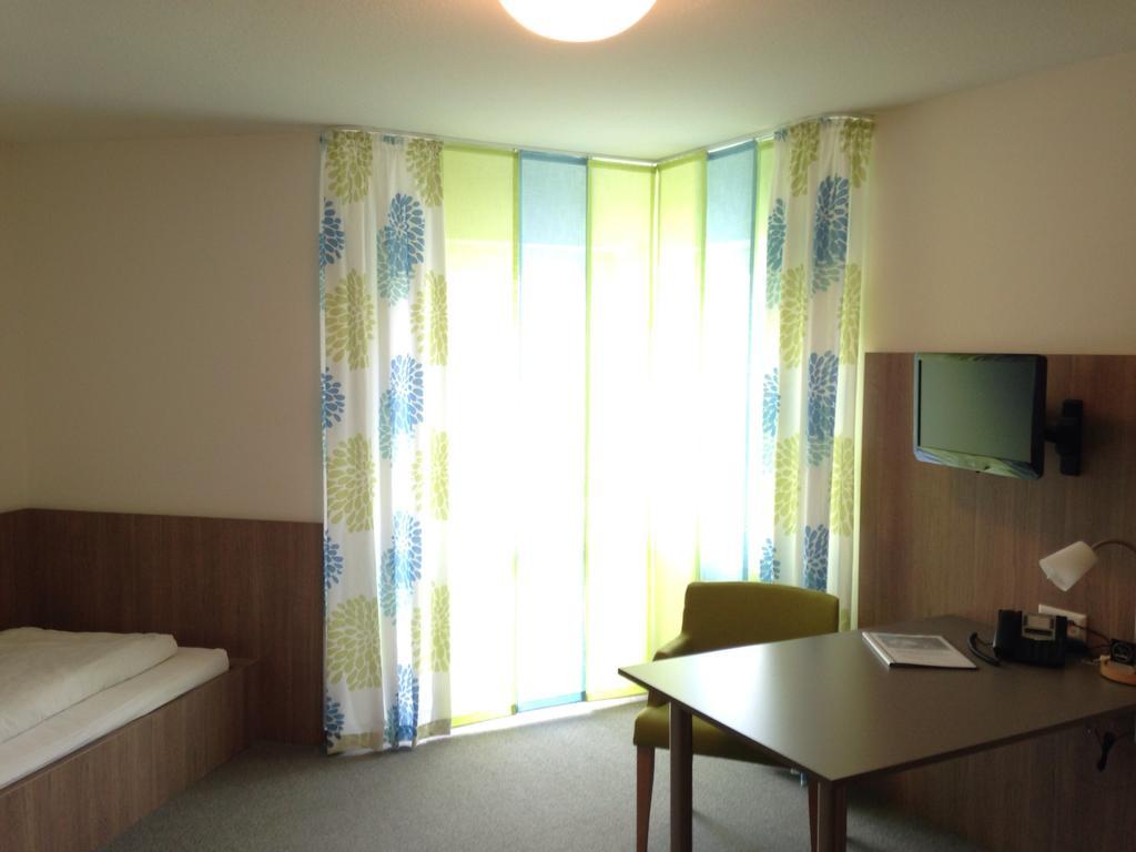 Hotel Astra 拉施塔特 客房 照片