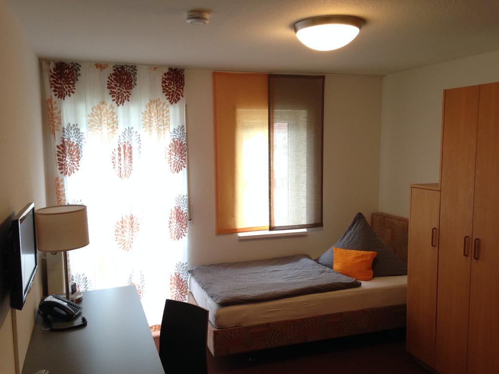 Hotel Astra 拉施塔特 客房 照片